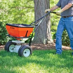 Leonard 70 Lb Spreader With Black Powder-Coated Frame -Garden Tools am70p 1