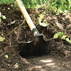 Leonard Titan Hoe With Ash Handle -Garden Tools at900 7 1