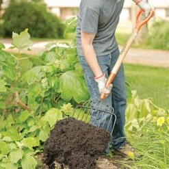 Leonard 10-Tine Ensilage Fork With Poly D-Grip 8 Leonard 10-Tine Ensilage Fork With Poly D-Grip -Garden Tools awf10 3