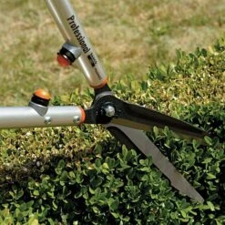 Bahco Pro Super Light 10-inch Slim Blade Hedge Shears, 26-inch Overall Length 10 Bahco Pro Super Light 10-inch Slim Blade Hedge Shears, 26-inch Overall Length -Garden Tools p54h25 4